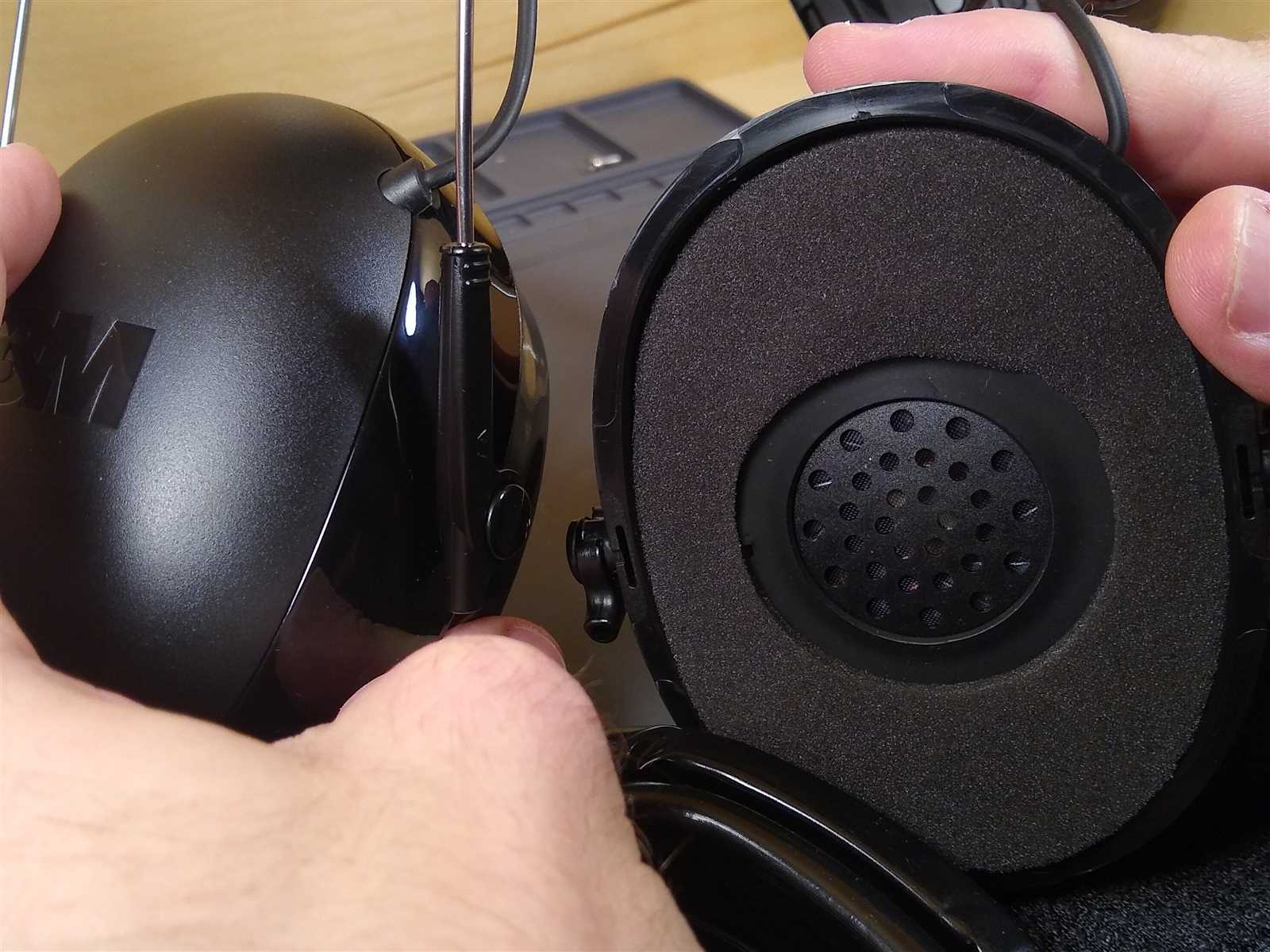 3m peltor worktunes pro k&auml;ytt&ouml;ohje