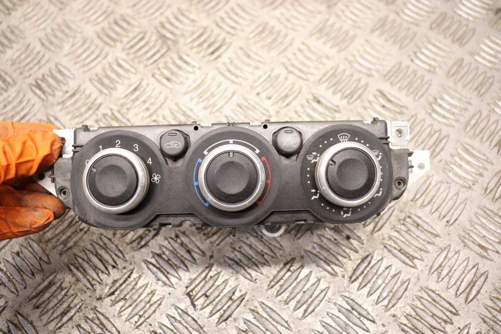 ford focus polttoainek&auml;ytt&ouml;inen lis&auml;l&auml;mmitin k&auml;ytt&ouml;ohje