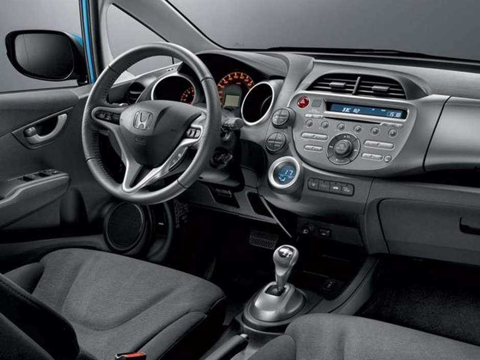 honda jazz iii hatchback 73kw 2009 k&auml;ytt&ouml;ohje