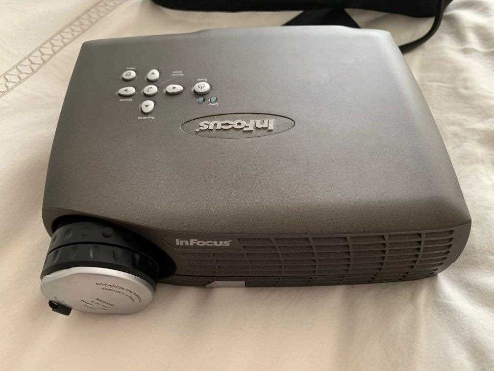 infocus lp70 plus k&auml;ytt&ouml;ohje