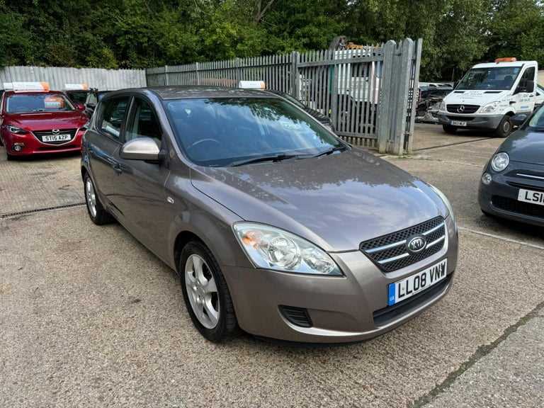 kia ceed 2008 k&auml;ytt&ouml;ohje