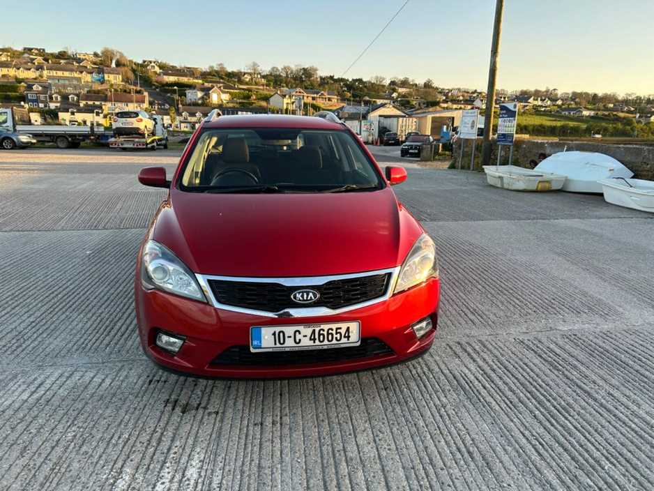 kia ceed 2010 k&auml;ytt&ouml;ohje takasumuvalo