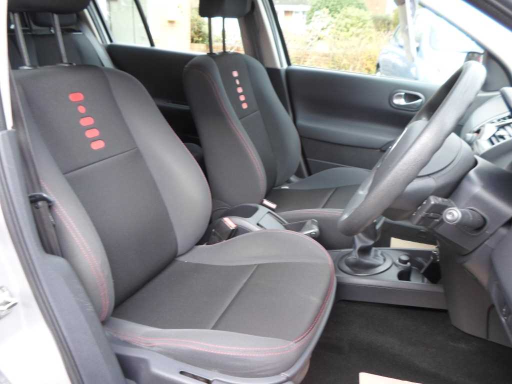 k&auml;ytt&ouml;ohje renault megane sedan 1.4 16v