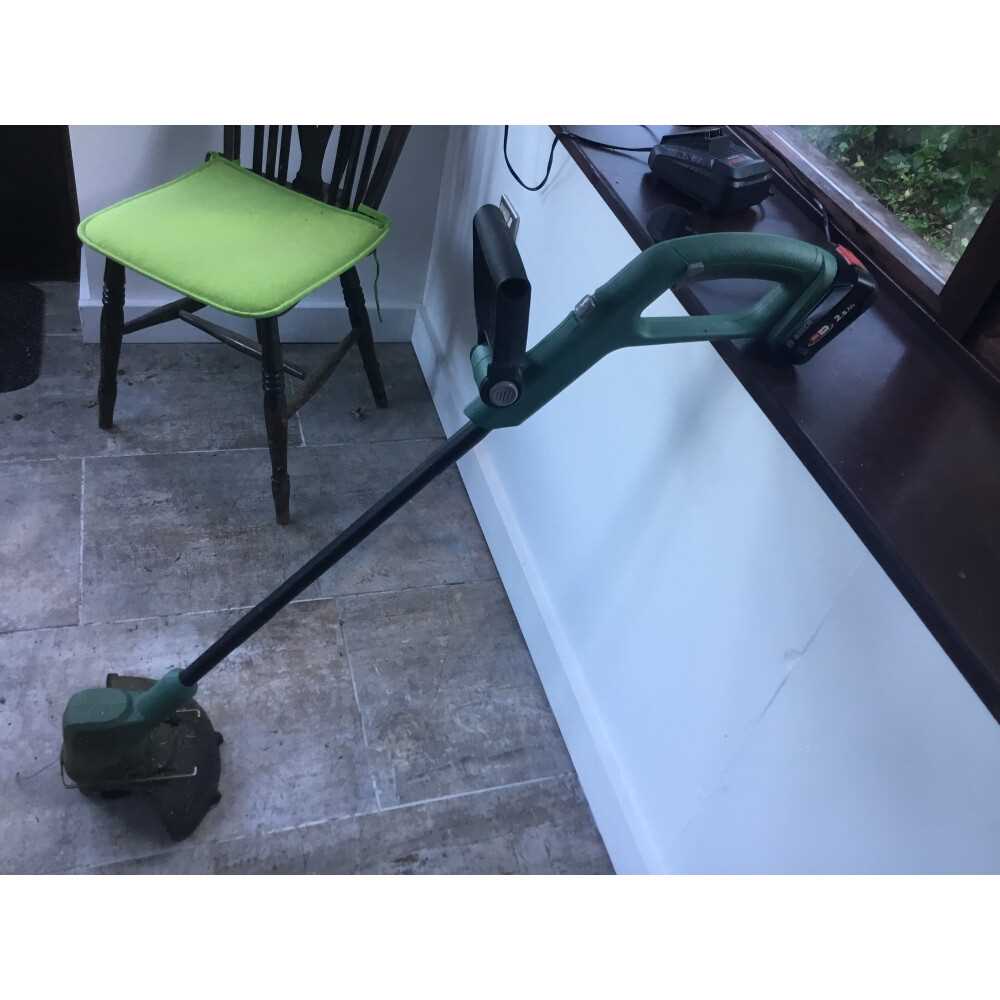 ruohotrimmeri universal grasscut 18 260 k&auml;ytt&ouml;ohje