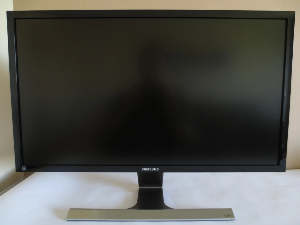 samsung u28e570d 28 käyttöohje samsung u28e570d 28 käyttöohje