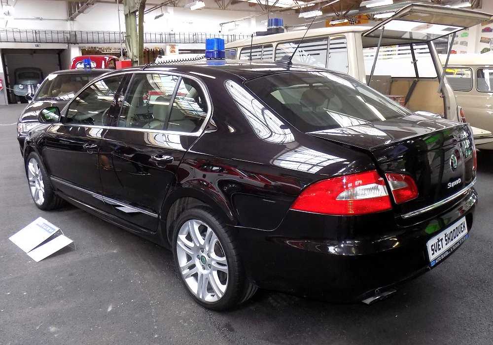 skoda superb 3.6 fsi v6 4x4 2011 k&auml;ytt&ouml;ohje