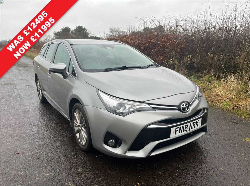 toyota avensis valot k&auml;ytt&ouml;ohje