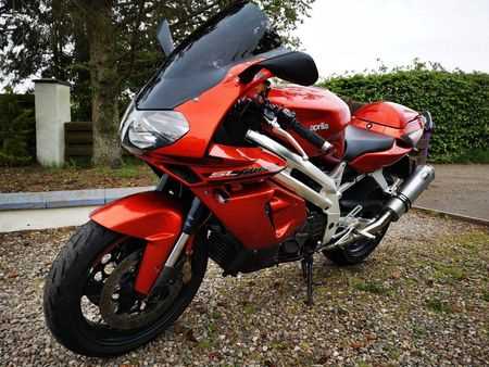 aprilia sl 1000 k&auml;ytt&ouml;ohje