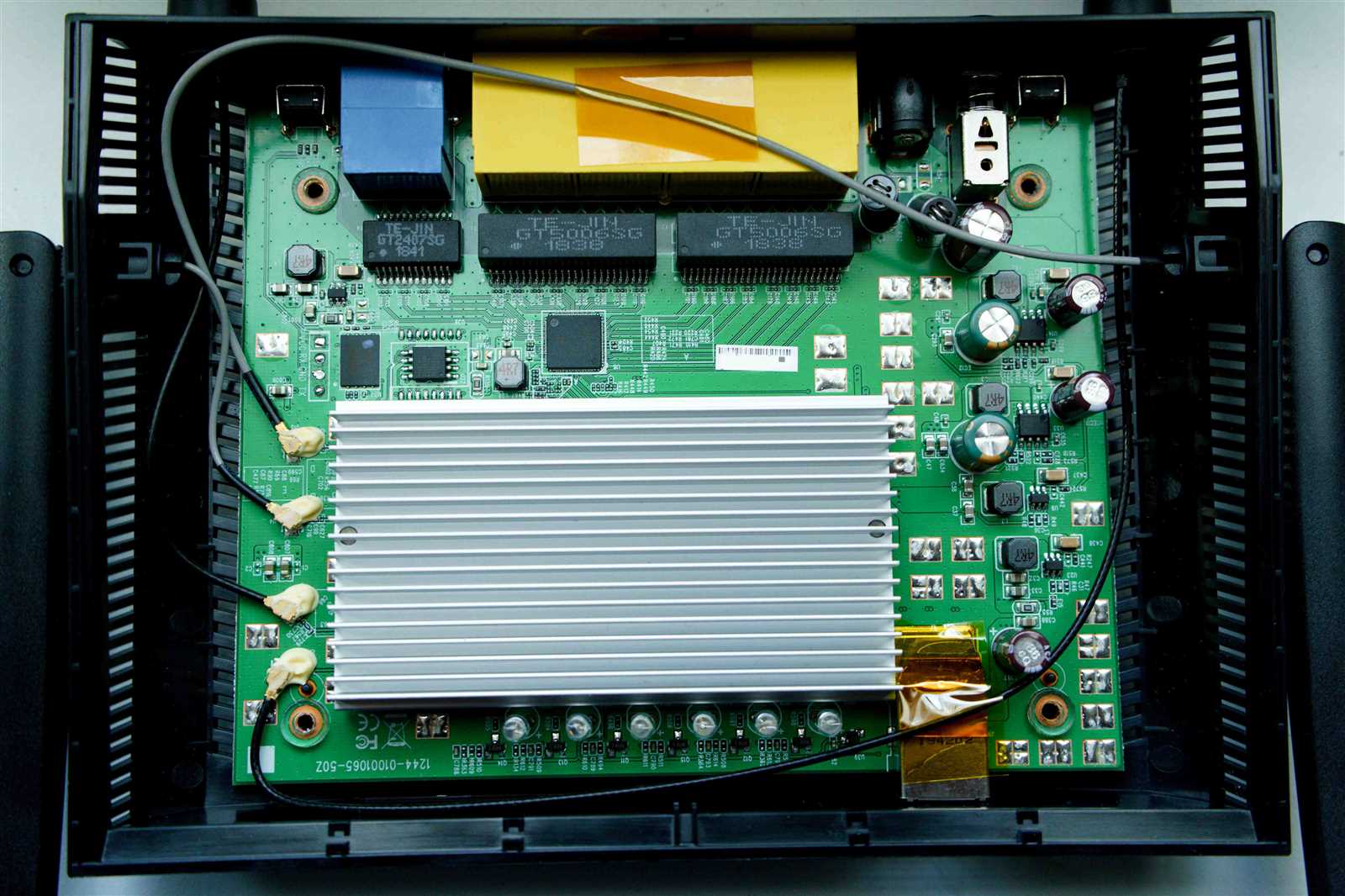 asus rt ac58u k&auml;ytt&ouml;ohje
