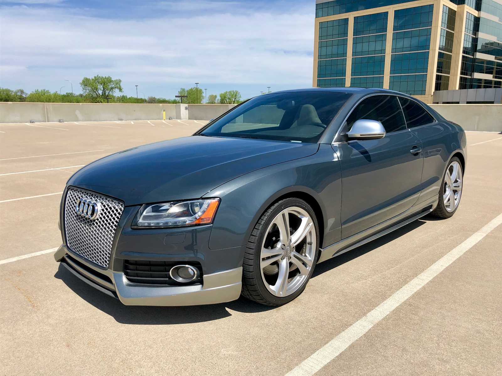 audi a5 coupe 2009 k&auml;ytt&ouml;ohje