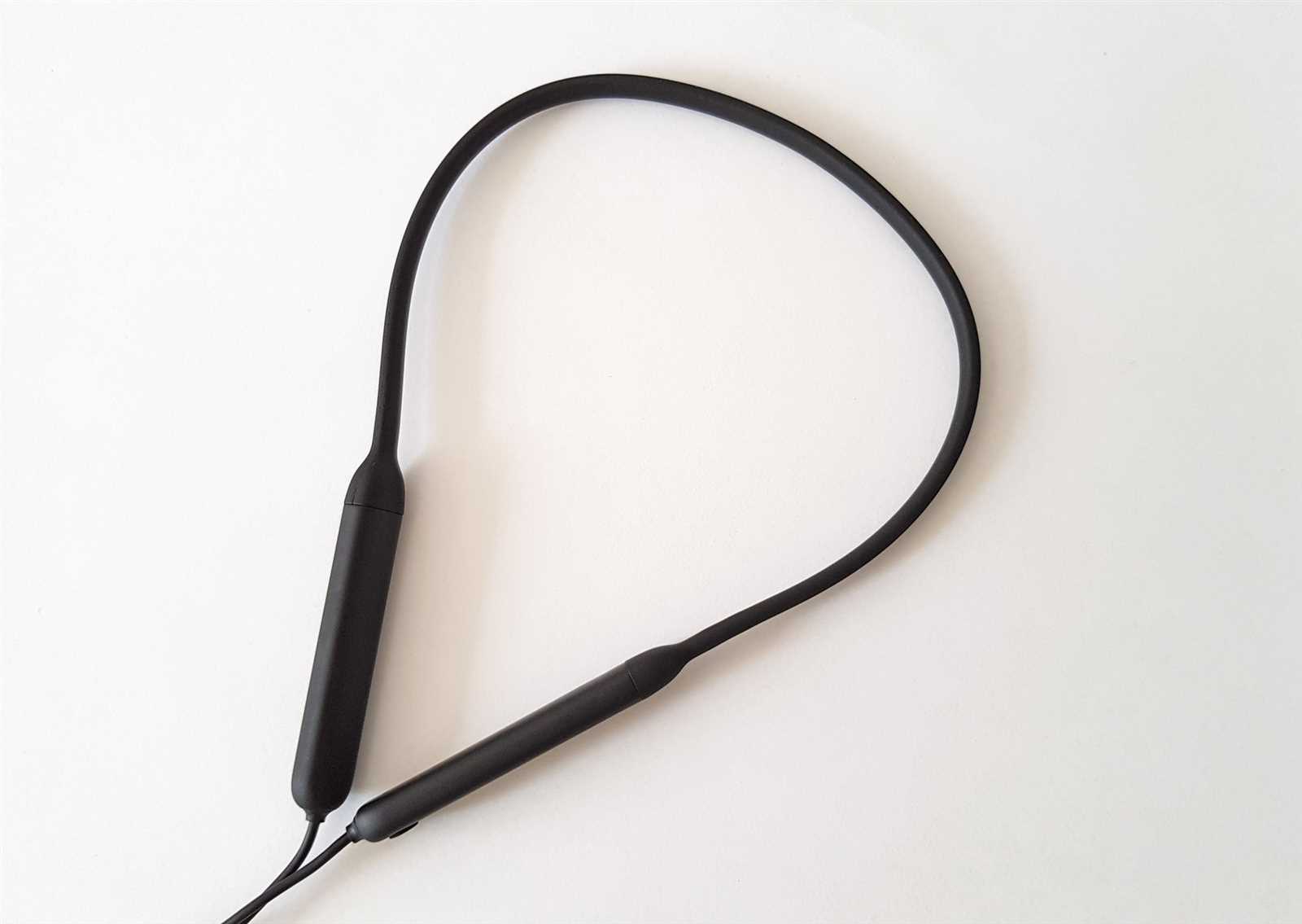 oneplus bullets wireless kuulokkeet käyttöohje oneplus bullets wireless kuulokkeet käyttöohje