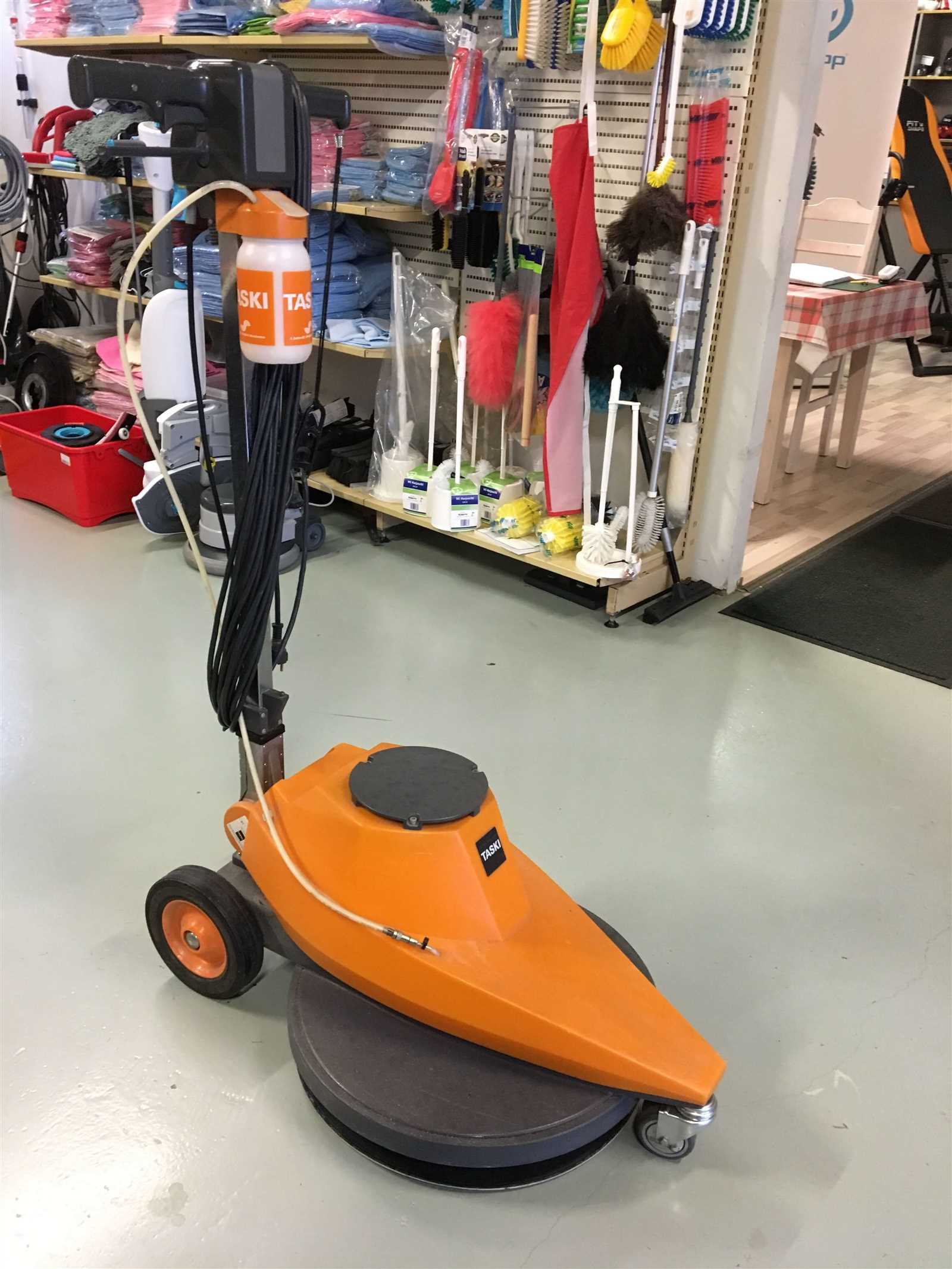 taski ergodisc 165 lattianhoitokone k&auml;ytt&ouml;ohje