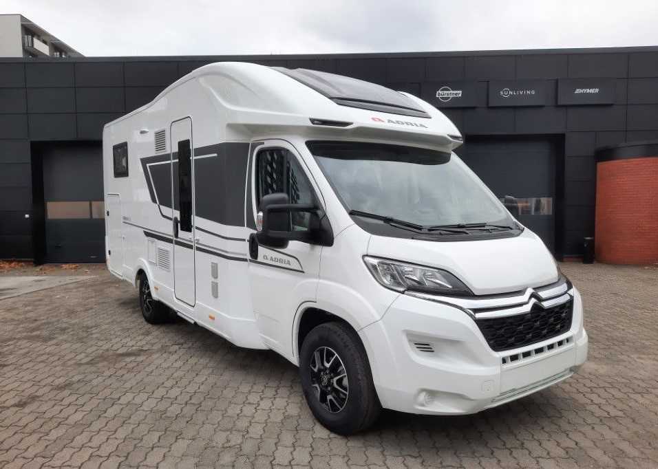adria matrix 650 k&auml;ytt&ouml;ohje