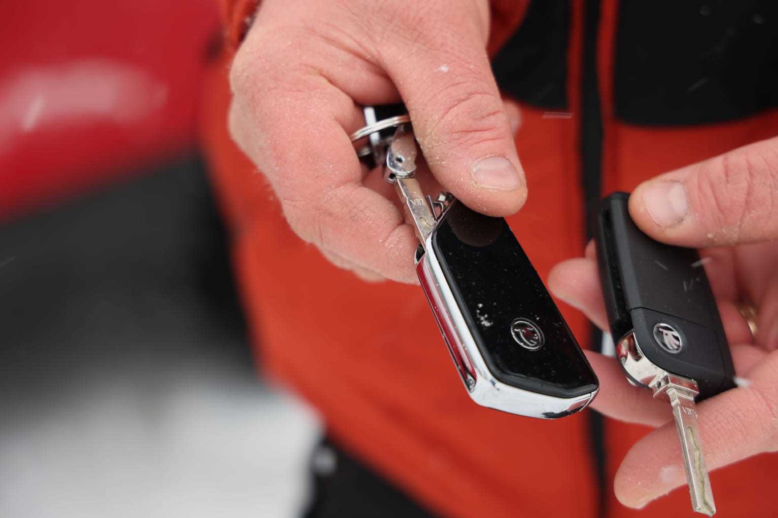 delta auto k&auml;ytt&ouml;ohje kirja