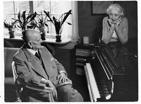 sibelius first k&auml;ytt&ouml;ohje suomeksi