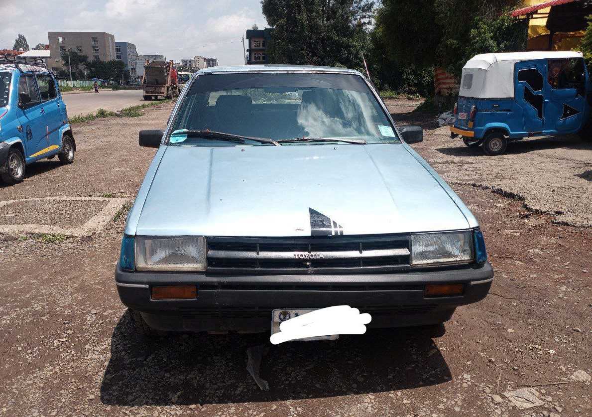 toyota corolla e80 k&auml;ytt&ouml;ohje