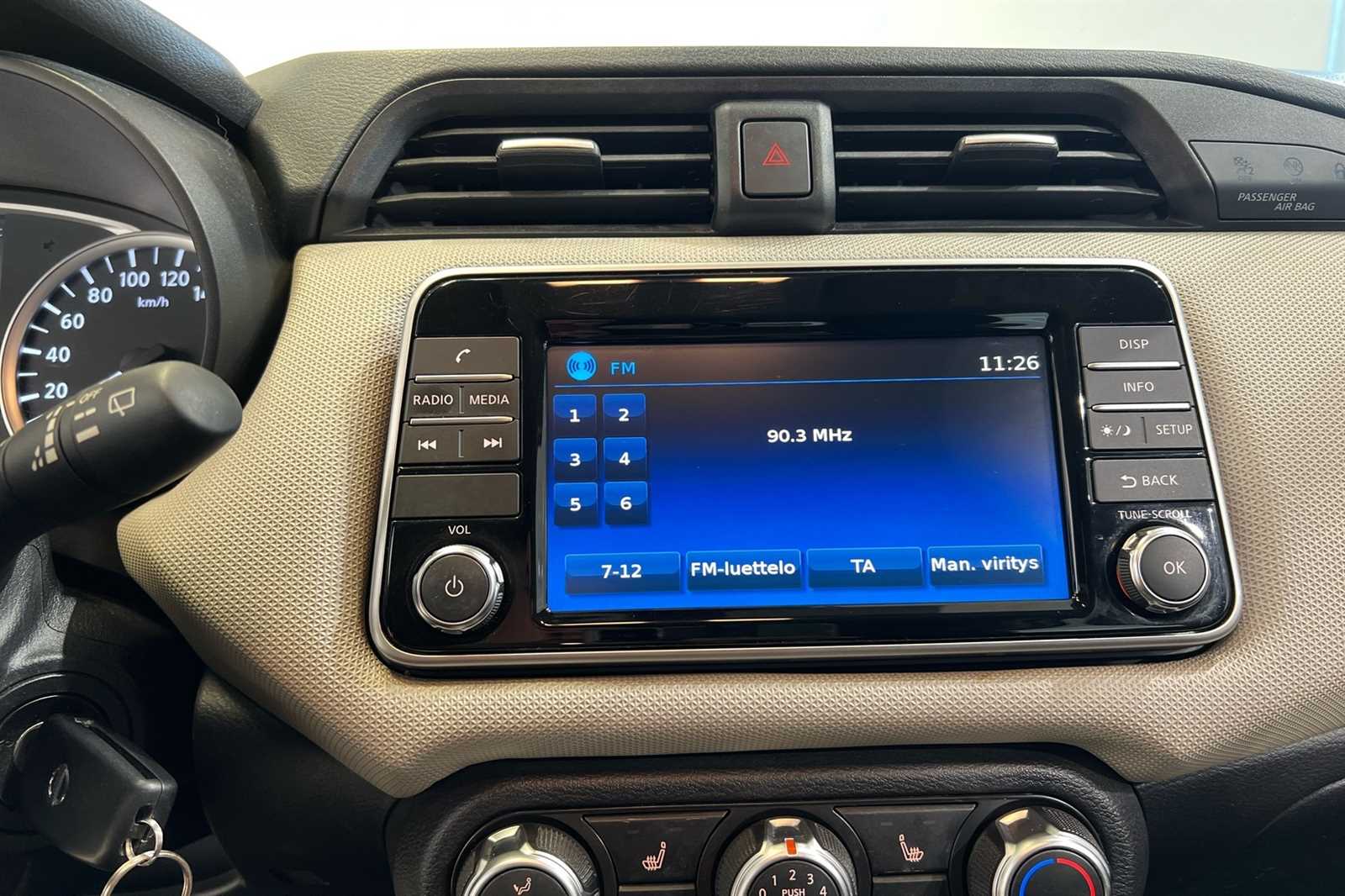 nissan micran manuaalinen ilmastointi k&auml;ytt&ouml;ohje