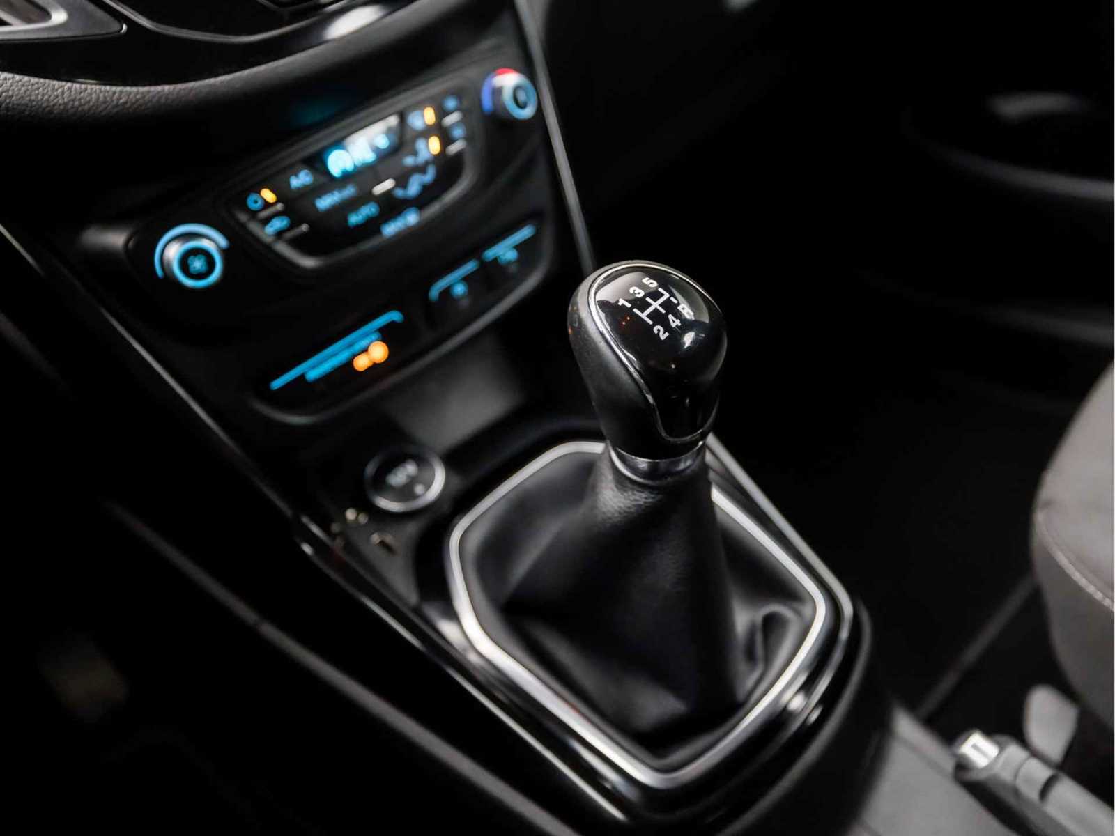 ford vakionopeudens&auml;&auml;din b max k&auml;ytt&ouml;ohje