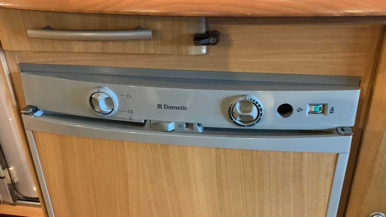 dometic c40 110 k&auml;ytt&ouml;ohje