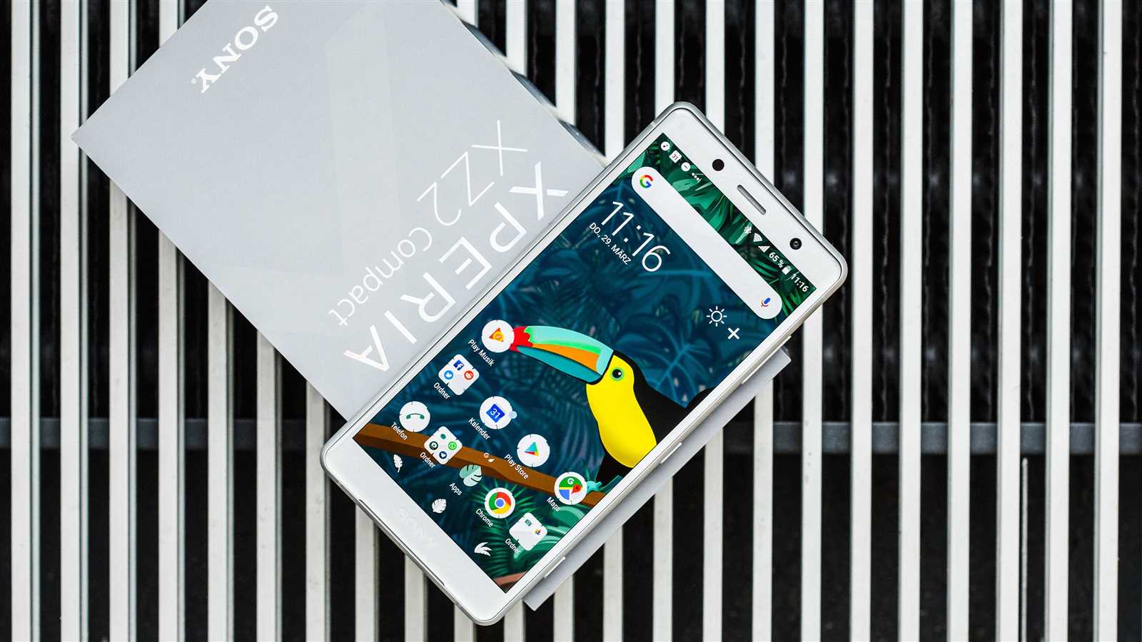 sony xz2 compact k&auml;ytt&ouml;ohja