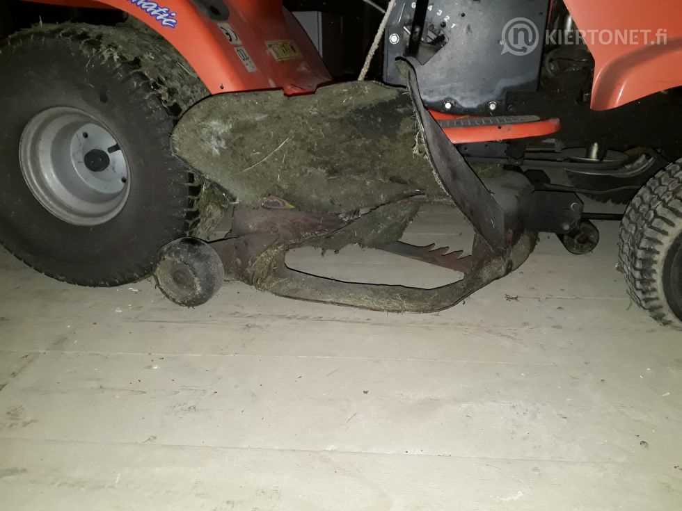 husqvarna p&auml;&auml;lt&auml;ajettavan leikkurin ter&auml;nalsal k&auml;ytt&ouml;ohje