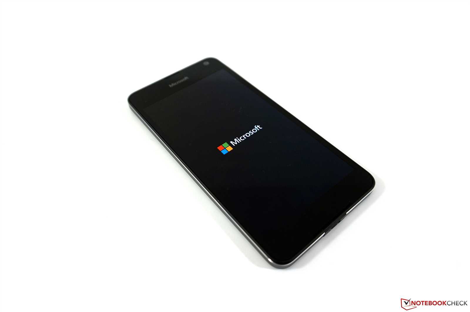 microsoft lumia 650 k&auml;ytt&ouml;ohje suomeksi