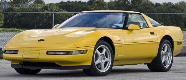 corvette c6 k&auml;ytt&ouml;ohje kirja suomeksi