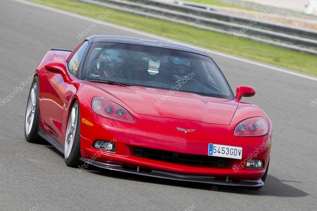 corvette c6 k&auml;ytt&ouml;ohje kirja suomeksi