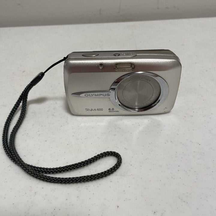 olympus digital 600 6.0 megapixel k&auml;ytt&ouml;ohje