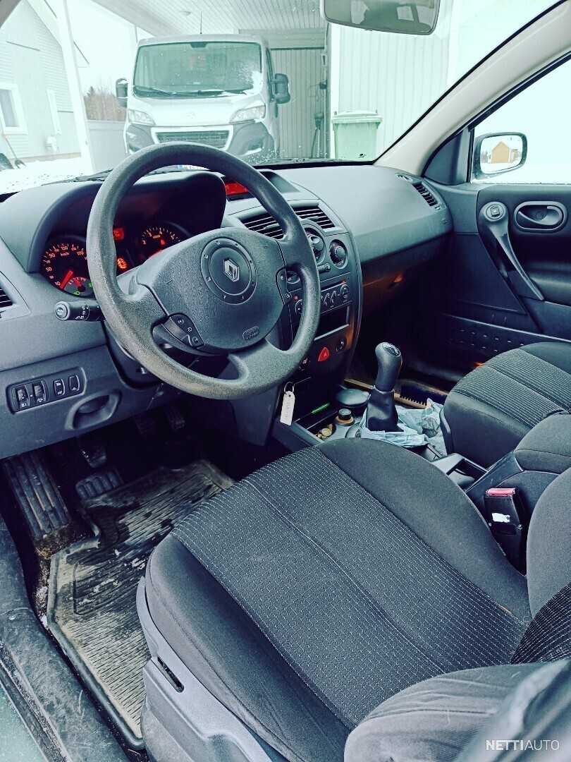 onko megane sedanin ja megane break k&auml;ytt&ouml;ohje