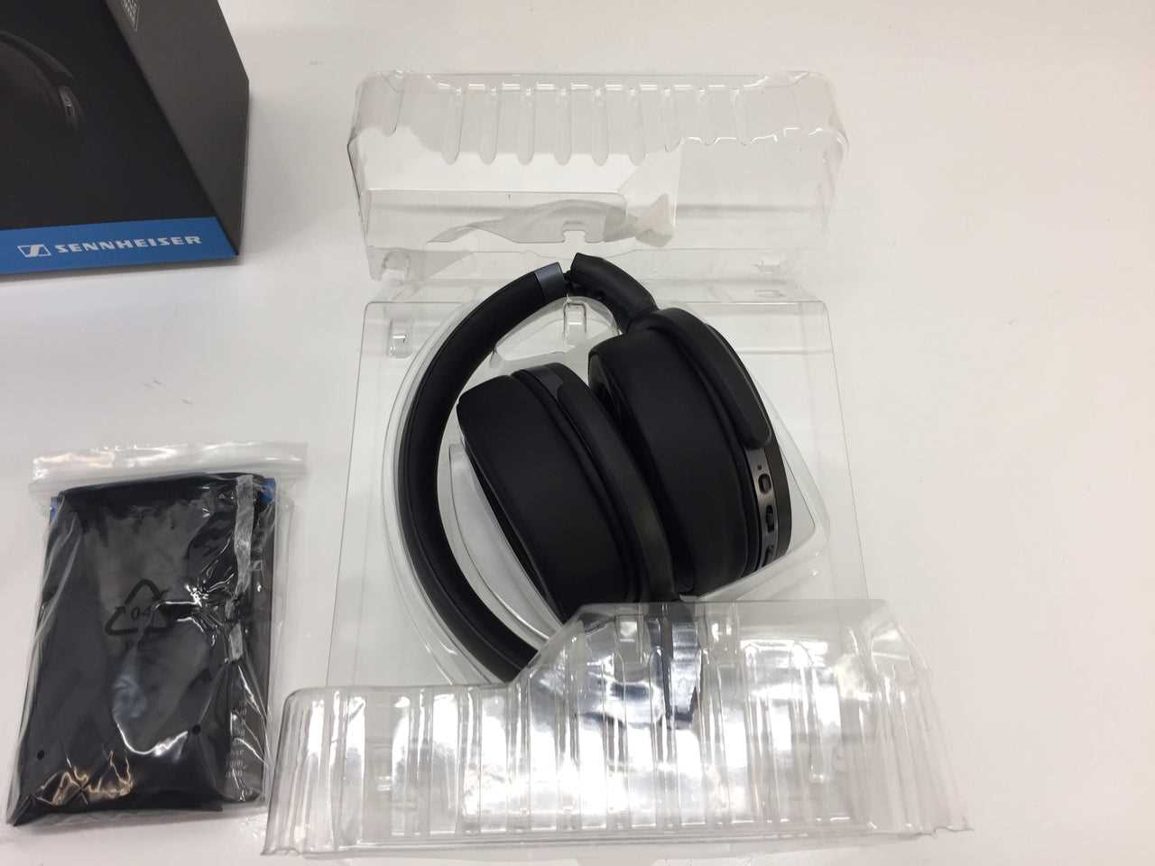 sennheiser hd 4.40 bt käyttöohje sennheiser hd 4.40 bt käyttöohje