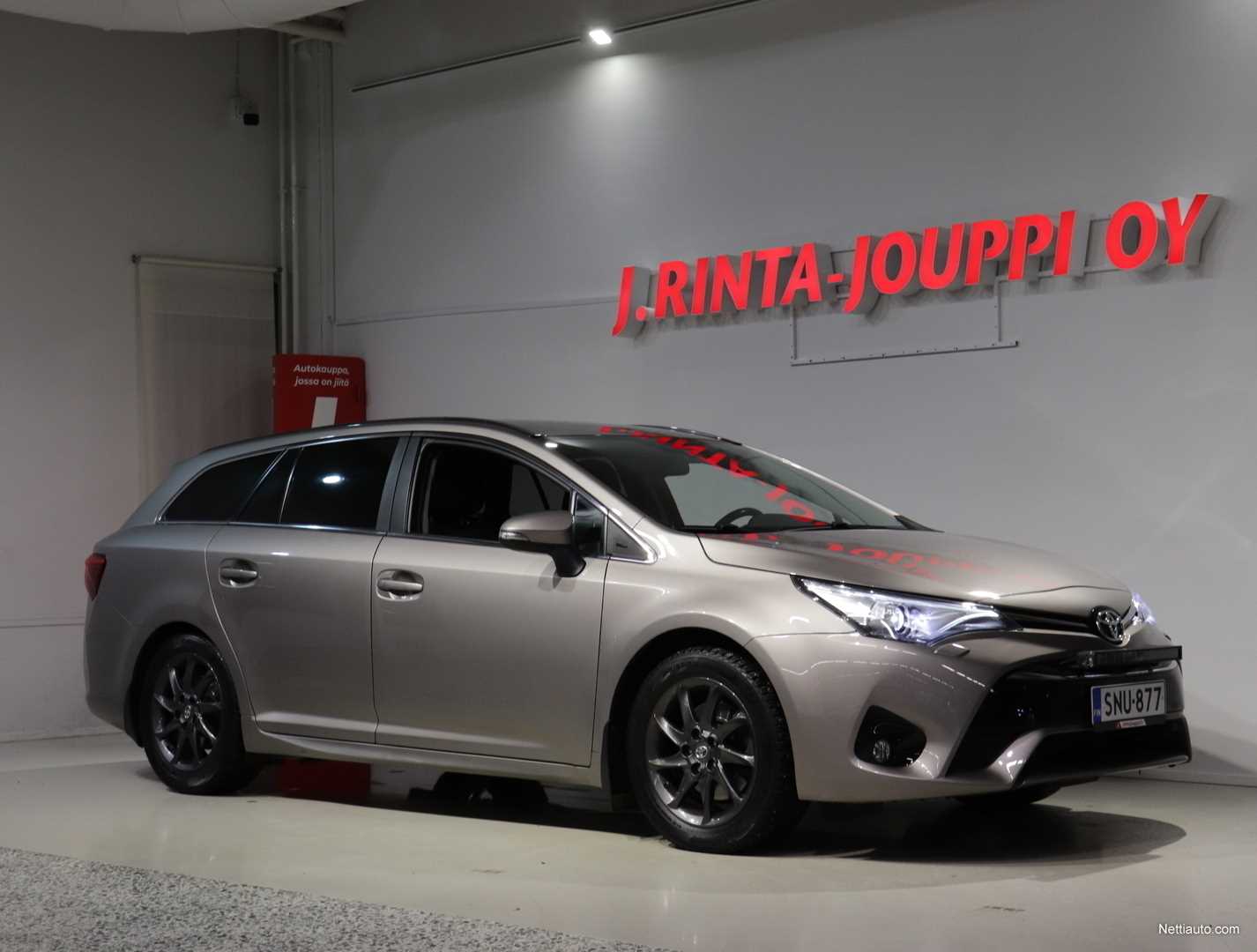 toyota avensis valot k&auml;ytt&ouml;ohje