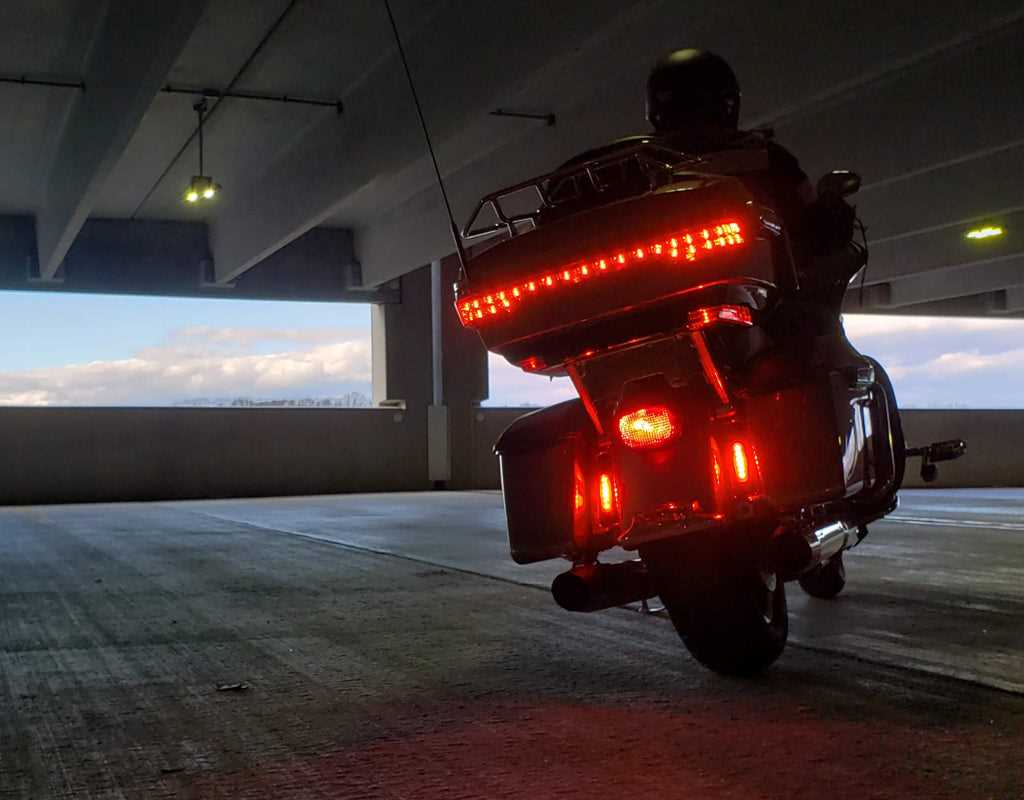 harley davison electra glide ultra suomenkielinen k&auml;ytt&ouml;ohje