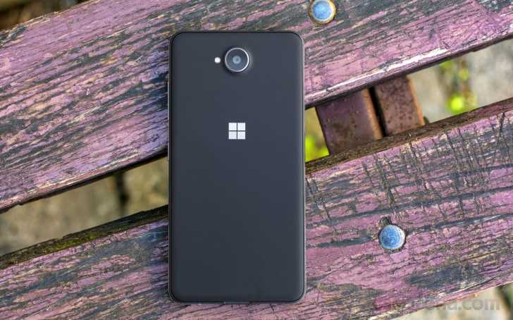 microsoft lumia 650 k&auml;ytt&ouml;ohje suomeksi